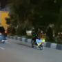 Viral Video Dua Remaja Pontianak Asik Main Sepeda Listrik di Jalur Cepat Mobil, Tuai Kecaman Warganet: Tabrak Aja