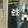 Video Emak-emak Gerebek Sepasang Pelajar Diduga Hendak Berbuat Tak Senonoh di dalam Toilet, Warganet Soroti Hal Ini