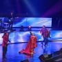 Centil Banget, Vina Panduwinata Sapa Penonton di Konser 40 Tahun Berkarya: Apa Kabar Bestie?