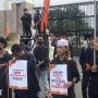 Rambut Gondrong dan Pirang jadi Sorotan, Pendemo Tolak BBM Naik di DPR: Saya Cinta Habib Bahar Smith