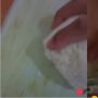 Kocak! Pria Ini Gagal Makan Nasi Kebuli Miliknya, Pas Dibuka Ternyata Begini