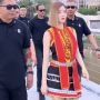 Video DJ Soda Tampil Cantik Pakai Baju Adat Dayak Bidayuh saat Tiba di Kuching Bikin Netizen Jatuh Cinta