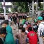Tak Hanya PA 212 dan Mahasiswa, Anak STM Juga Ikut Demo Tolak Harga BBM Naik di Patung Kuda