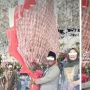 Bikin Ketar-ketir! Sultan Bawa Buket Uang Raksasa untuk Pengantin, sampai Nyaris Sentuh Langit-langit Gedung