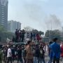 Makin Sore Makin Ramai, Massa Pelajar - Mahasiswa hingga Buruh Penuhi Patung Kuda Jakpus Tolak Harga BBM Naik