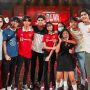 8 Potret Kedekatan Anak-anak Personel Dewa 19, Ikut Nonton Konser di Malaysia