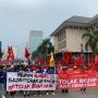Kompak Demo Tolak Kenaikan BBM, Massa Buruh-Mahasiswa Sudah Meluber di Kawasan Thamrin