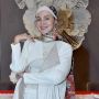 7 Inspirasi Mix and Match Turban Ala Wanda Hamidah, Bikin OOTD Makin Stylish dan Kekinian