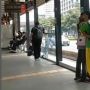 Video Viral Dua Cowok Berpelukan di Halte TransJakarta, Janji Gak Iri?