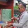 Baron Tukang Bakso Nyentrik, Pakai Kemeja dan Berdasi seperti Pekerja Kantoran