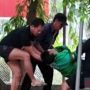 Driver Ojol Diduga Hendak Bunuh Diri Diselamatkan Satpol PP di Makassar