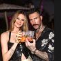 Adam Levine Bantah Selingkuh dari Behati Prinsloo: Ngaku Genit Bicara dengan Wanita Lain