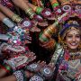 Mengintip Para Penari India Berlatih Tari Garba Jelang Festival Navratri