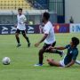 Daftar Perangkat Pertandingan Laga PSPS Riau vs PSMS Medan yang Sahkan Gol Berbau Kontroversi