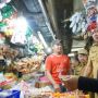 Puan Maharani Pantau Harga Kebutuhan Pokok di Pasar Pondok Gede