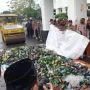 Ormas Islam dan Satpol PP di Kota Santri Amankan Dua Ribu Lebih Botol Miras  dalam Empat Hari
