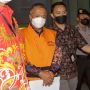 Pakai Rompi Oranye dan Tangan Diborgol, Hakim Agung Sudrajad Dinyati Resmi Ditahan KPK