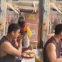 Diduga Disuruh Berhenti Nyanyi, Pengamen Maki-Maki Pria yang Sedang Asyik Makan, Publik: Maklumin Aja Orang Miring