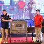 Sandiaga Beri Kejutan Oven Untuk Emak-emak Pembuat Produk Cookies Tauco di Cianjur