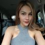 DJ Katty Butterfly Joget Pakai Gaun Seksi, Warganet Takut Tali Tipisnya Putus