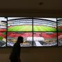 Menpora Minta Pemkot Surabaya Ganti Rumput Stadion GBT dengan Standar FIFA