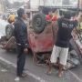 Satu Mobil Ringsek dan Terbalik Usai Terlibat Tabrakan di Kawasan Medari