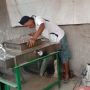 Inspiratif! Berawal dari Keprihatinan, Warga Sukoharjo Olah Sampah Plastik Jadi Minyak Tanah hingga Solar