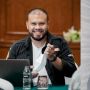 Interaksi Joko Anwar dengan Artis Thailand Jeff Satur Bikin Geger Jagat Twitter, Warganet Mohon-mohon Minta Kolab Bareng