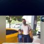 Pria Ini Pergoki Anak Kecil yang Berswafoto dengan Lamborghini Miliknya, Sikap Empatinya Banjir Pujian