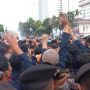 Demonstrasi di Patung Kuda Ricuh, Mahasiswa Ngaku Dipukuli, Diteriaki Kata Binatang hingga Diincar Polisi