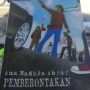 Ulasan Novel Pemberontakan: Kisah Seorang Penulis Sekaligus Demonstran