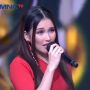 Siap Besanan! 5 Potret Adu Gaya Ayu Ting Ting dan Inul Daratista