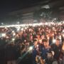 Ribuan Suporter Sepak Bola di Mandala Krida Doakan Korban Tragedi Kanjuruhan