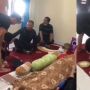 Ibu Meninggal saat Wisuda, Tangisan Cewek Ini Bikin Hati Ngilu