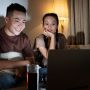5 Ide Malam Mingguan di Rumah Bareng Pasangan, Asyik dan Seru!