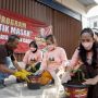 Dongkrak Perekonomian, Relawan Mak Ganjar Bagi-bagi Ratusan Pohon Cabai