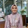 Busana Kerah Tinggi dan Turtleneck Jadi Tren Modest Fashion, Desainer: Gampang Ikat Jilbab ke Belakang