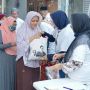 Harga Bahan Pokok Masih Tinggi, UKM Sahabat Sandi Gelar Bazar Sembako Bagi Warga Jakarta