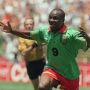 Profil Roger Milla, Pencetak Gol Tertua di Piala Dunia yang Gantung Sepatu di Liga Indonesia