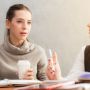 5 Cara Terhindar dari Awkward Silence Ketika Mengobrol dengan Teman