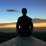 Memahami Apa Itu Meditasi Zazen, Manfaat bagi Kesehatan, dan Praktiknya