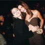 Diisukan Punya Hubungan Buruk karena 'Rebutan' Justin Bieber, Hailey Bieber dan Selena Gomez Akhirnya Foto Bareng
