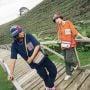 5 Tips Tampil Simple dan Casual Tapi Tetap Menarik: Pakai Waist Bag Hingga Crewneck