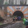 Perjalanan Kereta Api di Wilayah Malang Terganggu Akibat Tanah Longsor