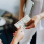 Menghadapi Resesi 2023, Ini 3 Langkah Finansial yang Harus Kita Lakukan!