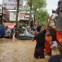 Banjir Air Bah Mengalir dari Trenggalek ke Tulungagung