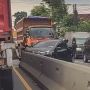 Brakkk! Kecelakaan Maut Mobil vs Truk Fuso hingga Hancur di Ungaran Semarang