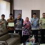 Pemkab Pasaman Jamin BPJamsostek Guru dan Tenaga Kependidikan