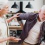 Kakek Nenek Terlanjur Osteoporosis, Ini 3 Cara Cegah Supaya Tidak Patah Tulang