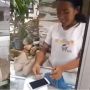 Bikin Trauma Penjual, Pria Ini Beli Nasi Sambil Review Jujur: Bungkus Besar Isi Sedikit